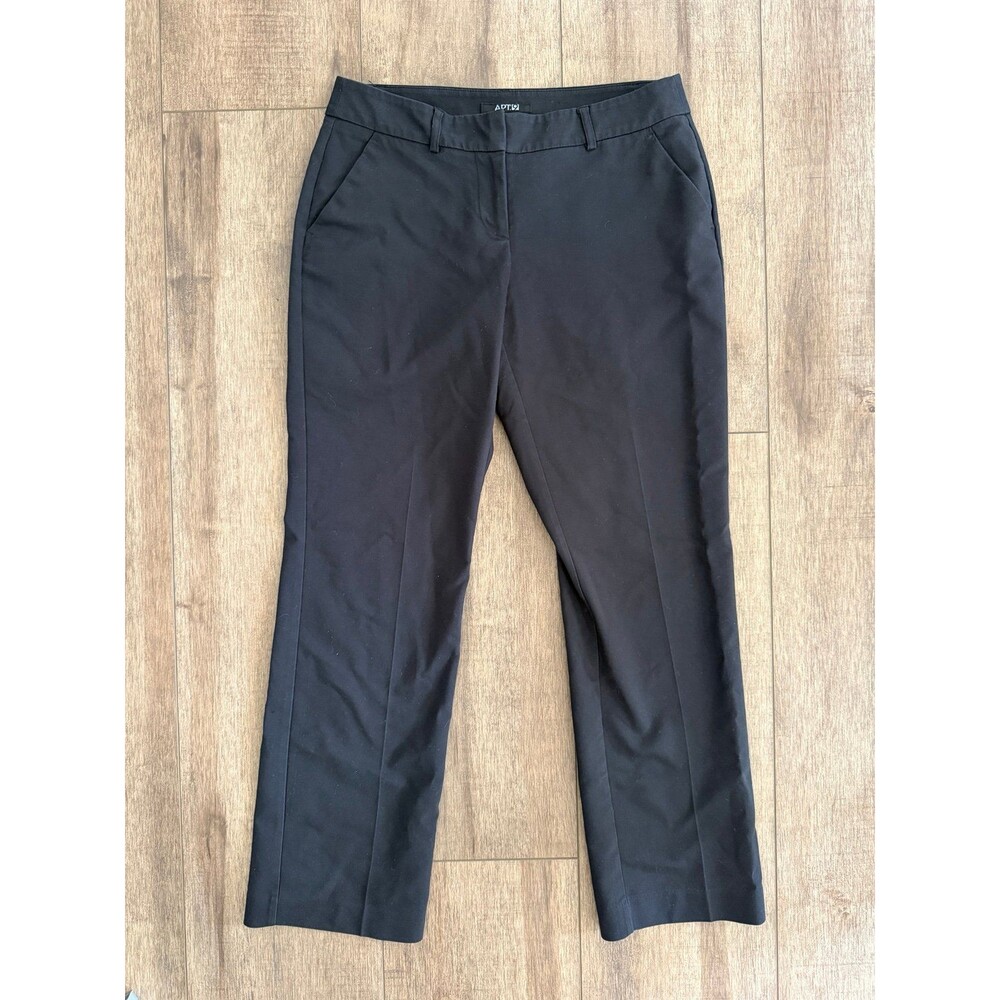 Apt 9 black boot cut dress pants size 6